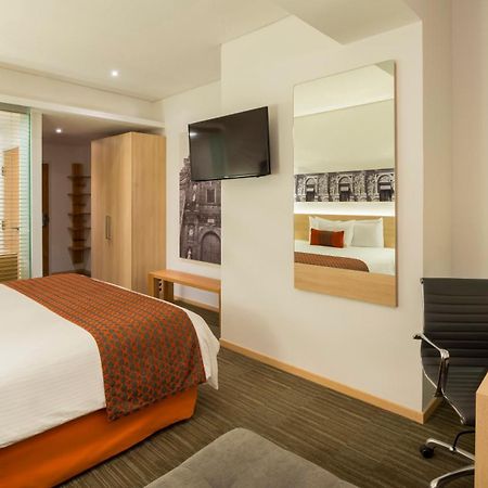 Camino Real Puebla Hotel & Suites Bagian luar foto